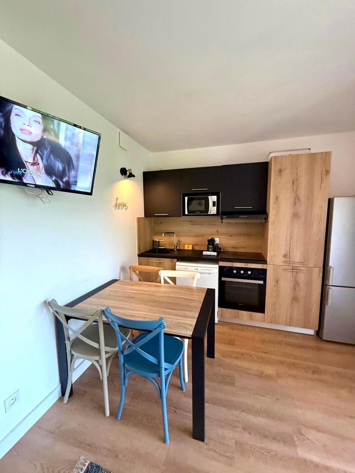 Cala Rossa By Sarai, Apt T2 4 Personnes, Dans Residence Hoteliere Avec Piscine Lecci Eksteriør billede
