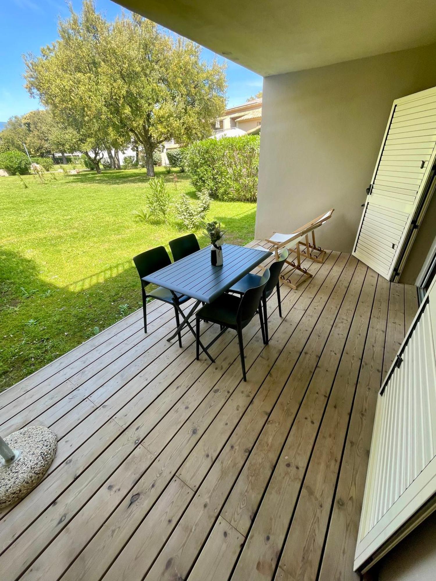 Cala Rossa By Sarai, Apt T2 4 Personnes, Dans Residence Hoteliere Avec Piscine Lecci Eksteriør billede